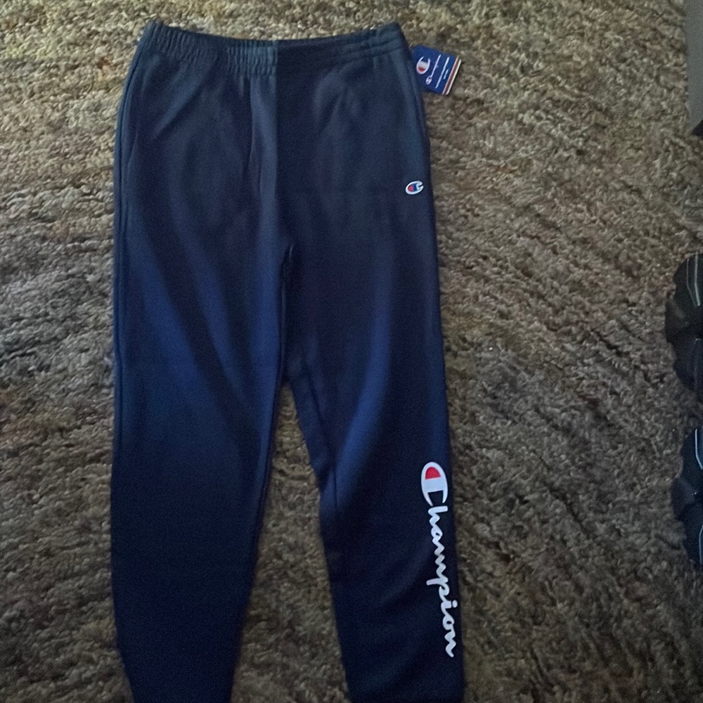 Boy Champion sweats size XL